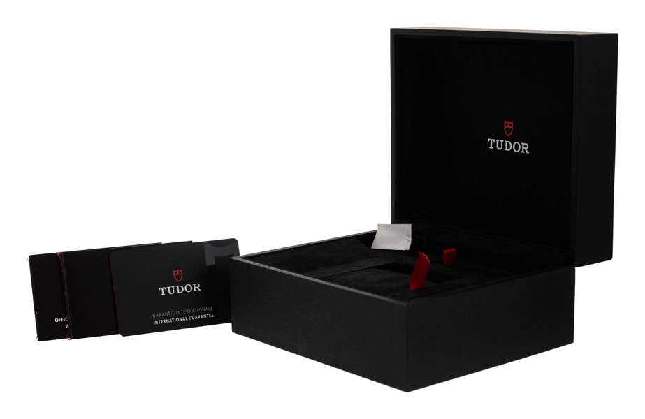 Tudor Black Bay 39 M79673-0005